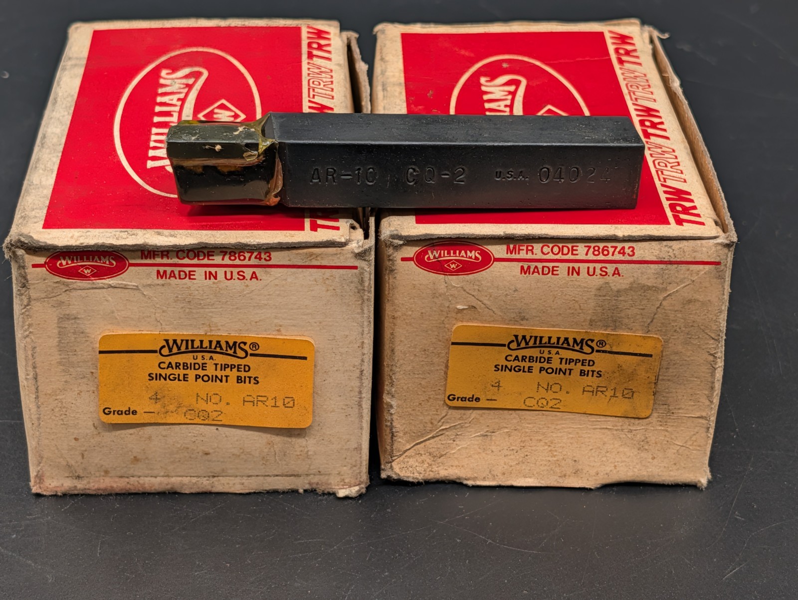 TRW Williams AR-10  Grade CQ2 Carbide Tip Single Point Bits  8 Piece Lot NOS