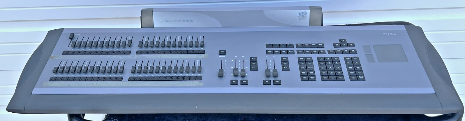 Electronic Theatre Controls Express 24/48 Stage Lighting Console 5-12V Untested
