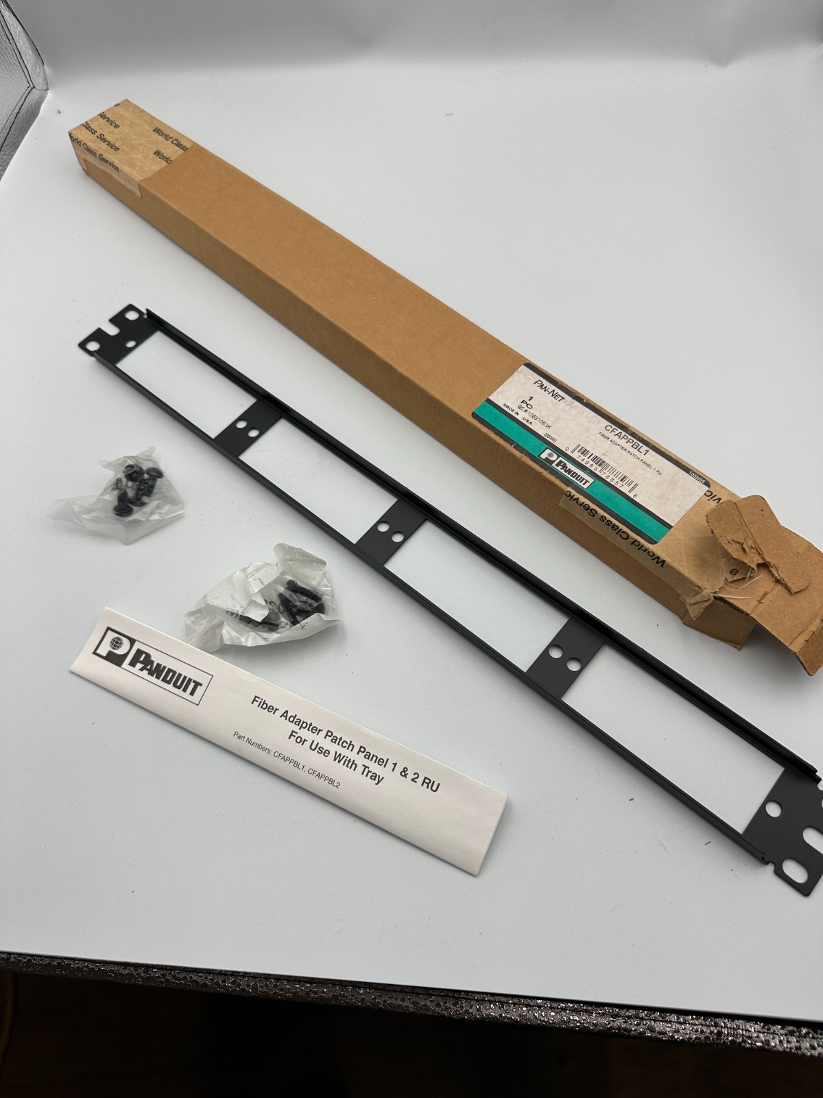 Pan-Net Fiber Patch Panel Flat 1RU 4-Port Black CFAPPBL1 QC#13691063K