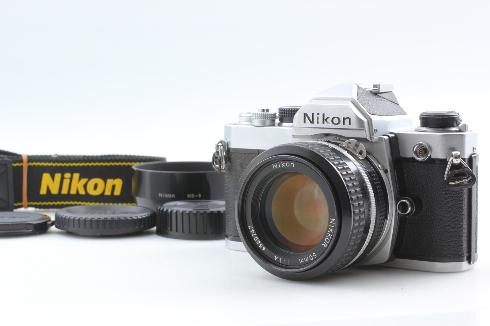 [N MINT w/Hood strap] Nikon FM SLR 35mm Film Camera Ai 50mm F1.4 Lens from Japan