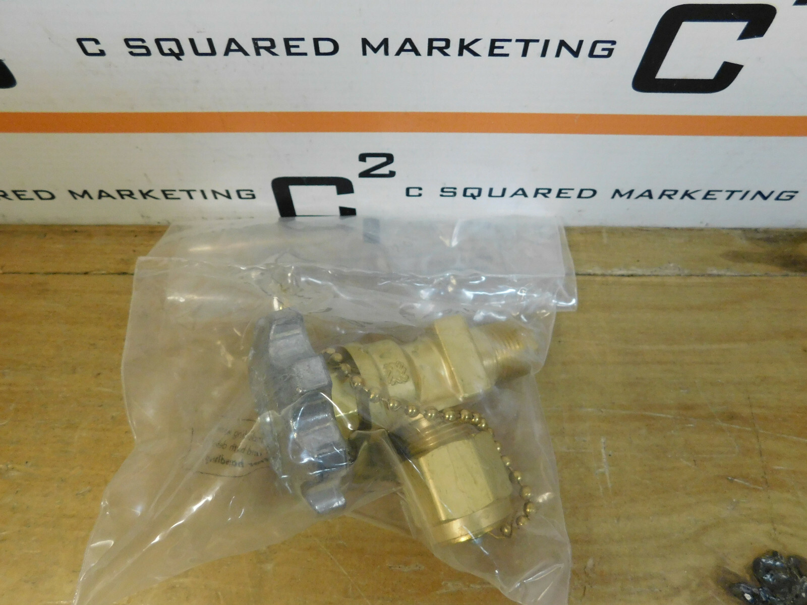 Western WSV-1-1 Line Station Valve with Gas Tight Cap NIB CSQ