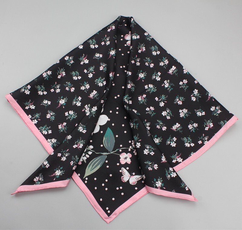 🌟💗NEW💗🌟 $88 KATE SPADE NEW YORK Botanical Patchwork Square Silk Scarf BLACK