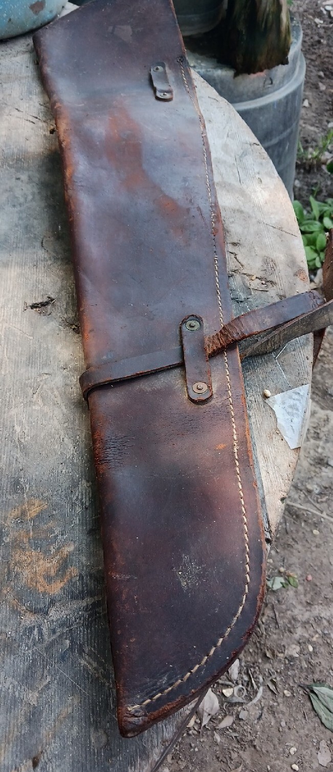 **  VINTAGE LEATHER RIFLE SCABBARD  COWBOY WESTERN COLLECTORS ITEM  💯*