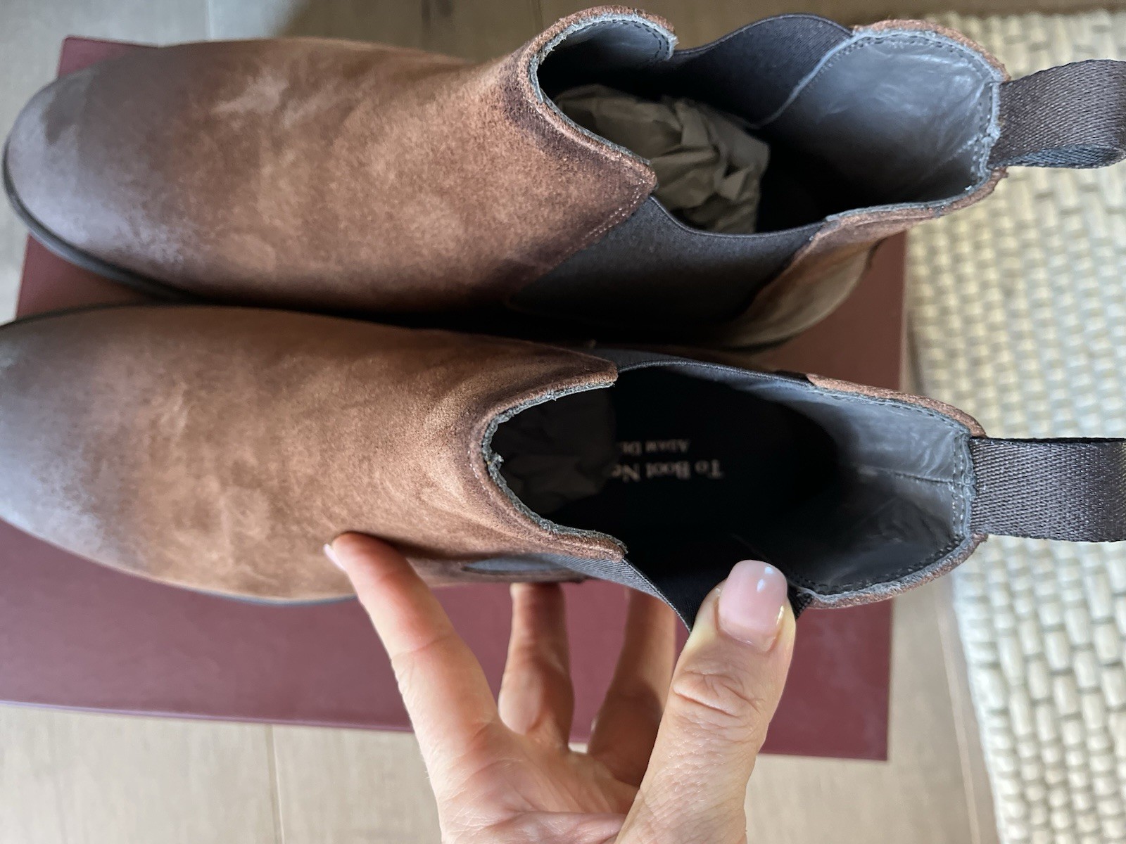 New To Boot New York Charleston Chelsea Boot Men Suede Leather 9.5 M TBH914D