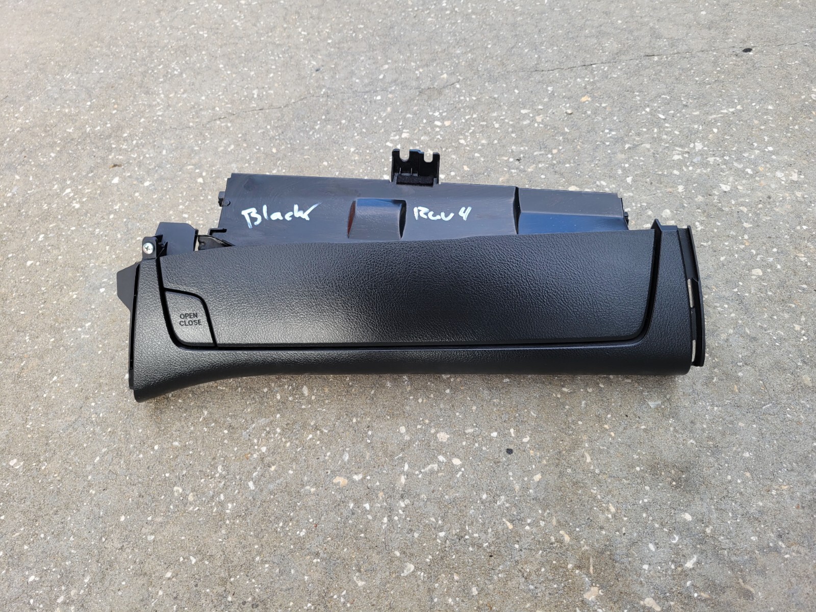 ✅️ 2006-2012 TOYOTA RAV4 Upper Dash Glove Box Color Black OEM