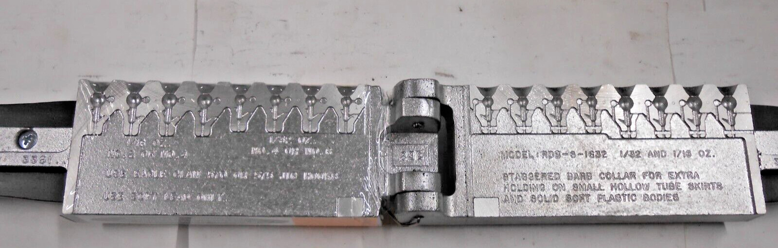 3351 DO-IT Round Jig Mold Staggered Barb 1/32 & 1/16 oz
