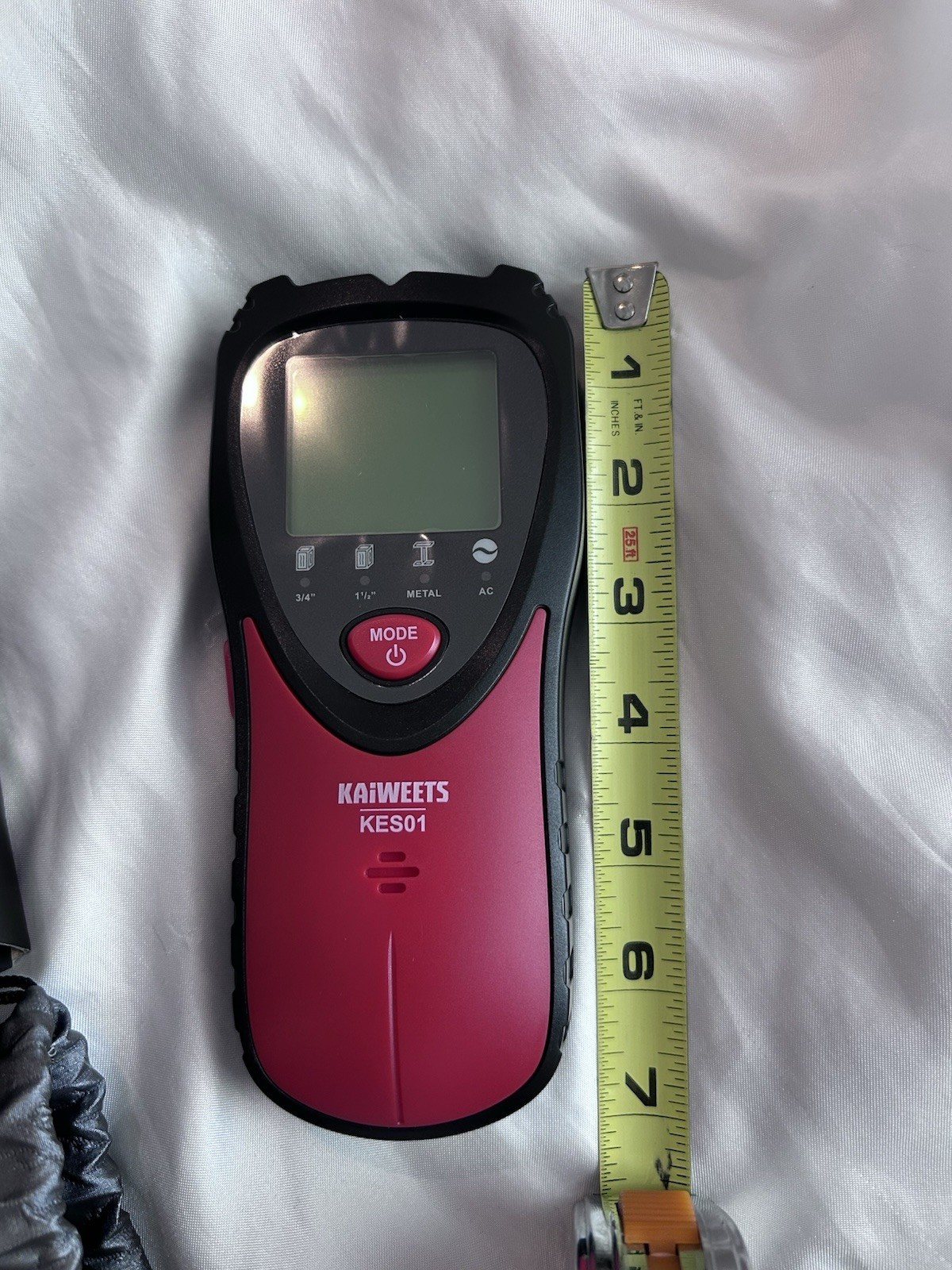 Kaiweets 4 In 1 Stud Finder new in box