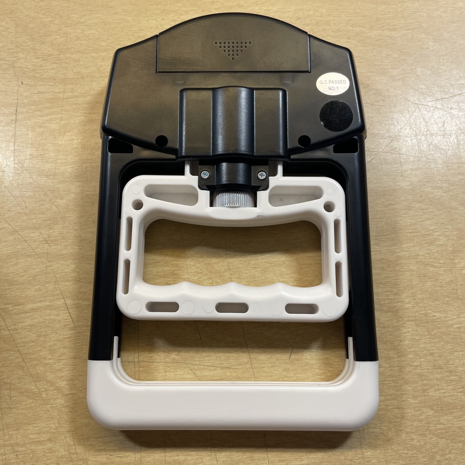 Handeful Digital Hand Dynamometer Grip Power 298Lbs 90KGs Excellent Condition