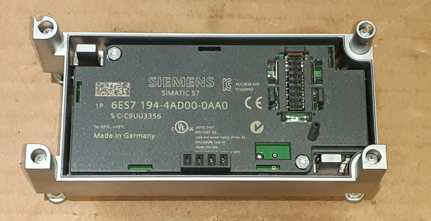 SIEMENS 6ES7 194-4AD00-0AA0 CONNECTING Module Fast Shipping