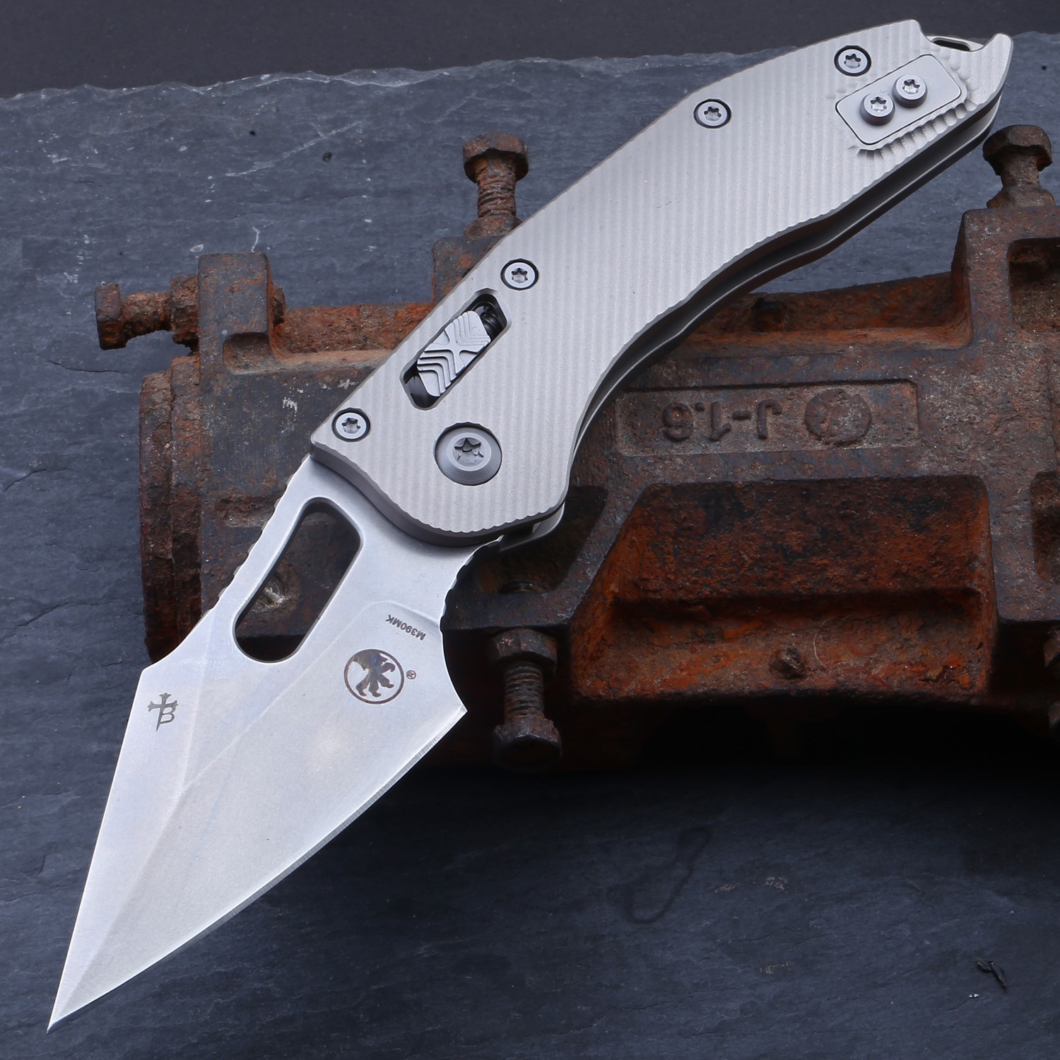 2025 New Big Titanium Handle Stitch Tactical Pocket Outdoor Knife Blade Knives