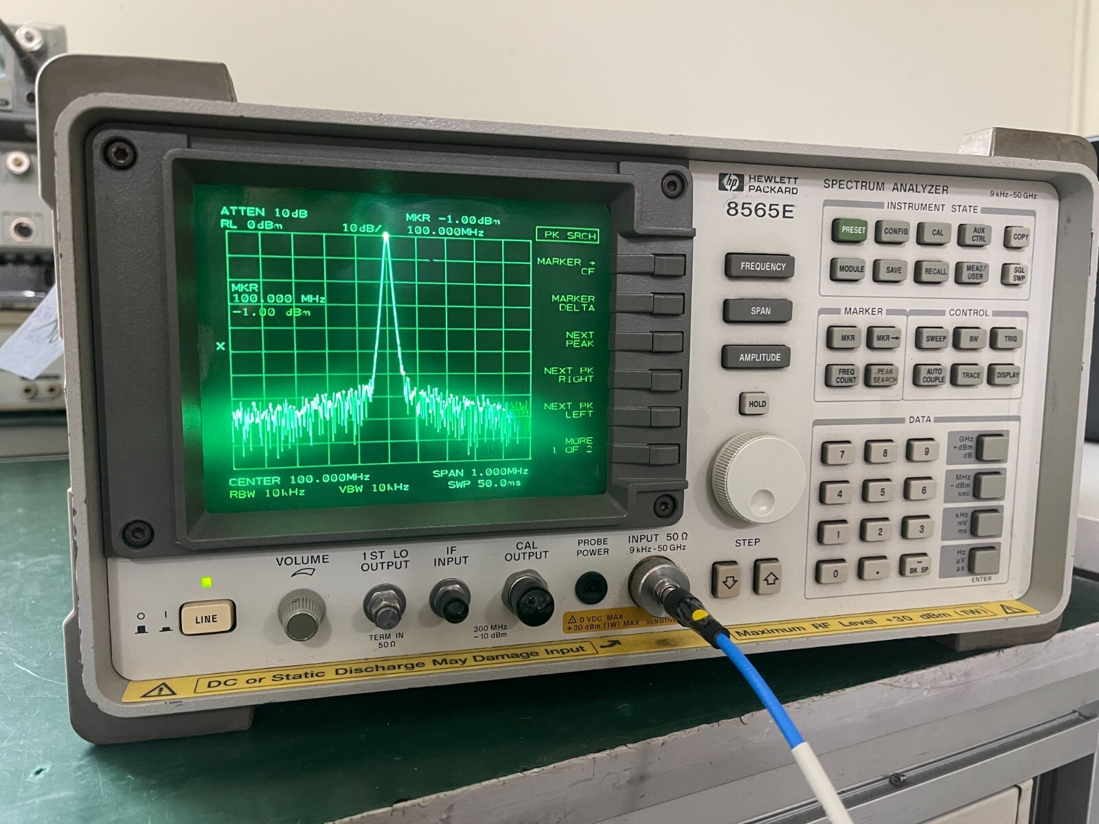 HP Agilent 8565E 9KHz - 50GHz Spectrum Analyzer w/ 85620A module_1259