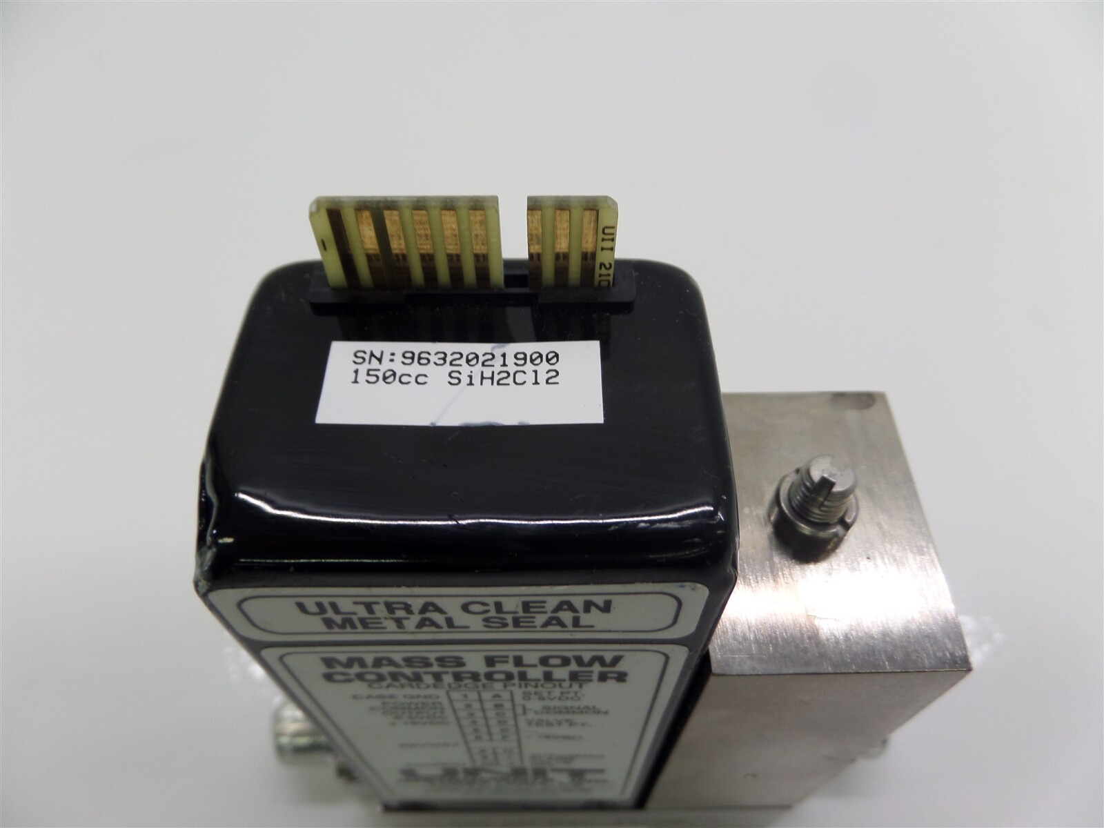Unit Instruments Inc. UFC-1260A Mass Flow Controller - SiH2C12