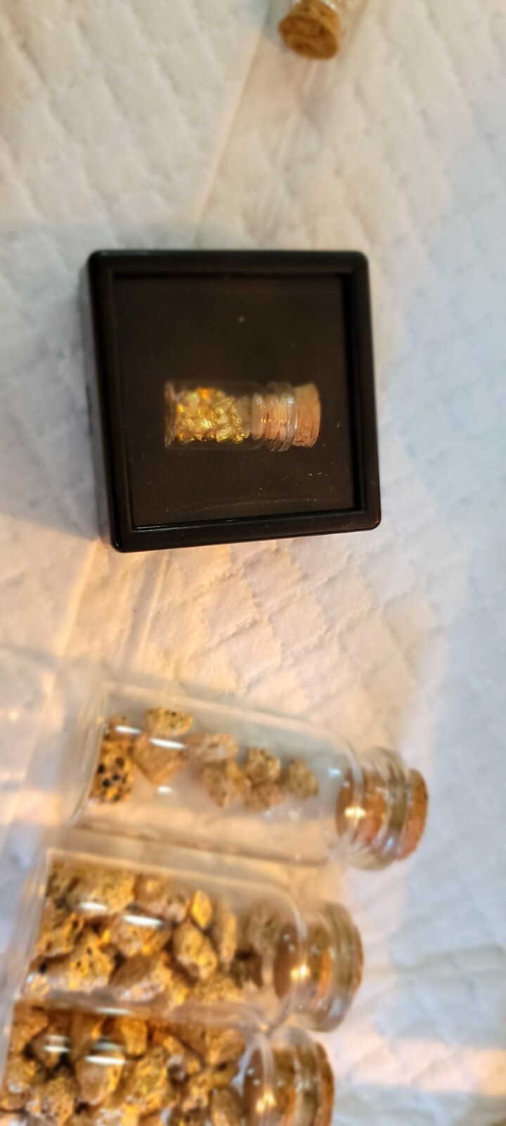 Nevada Gold Flakes