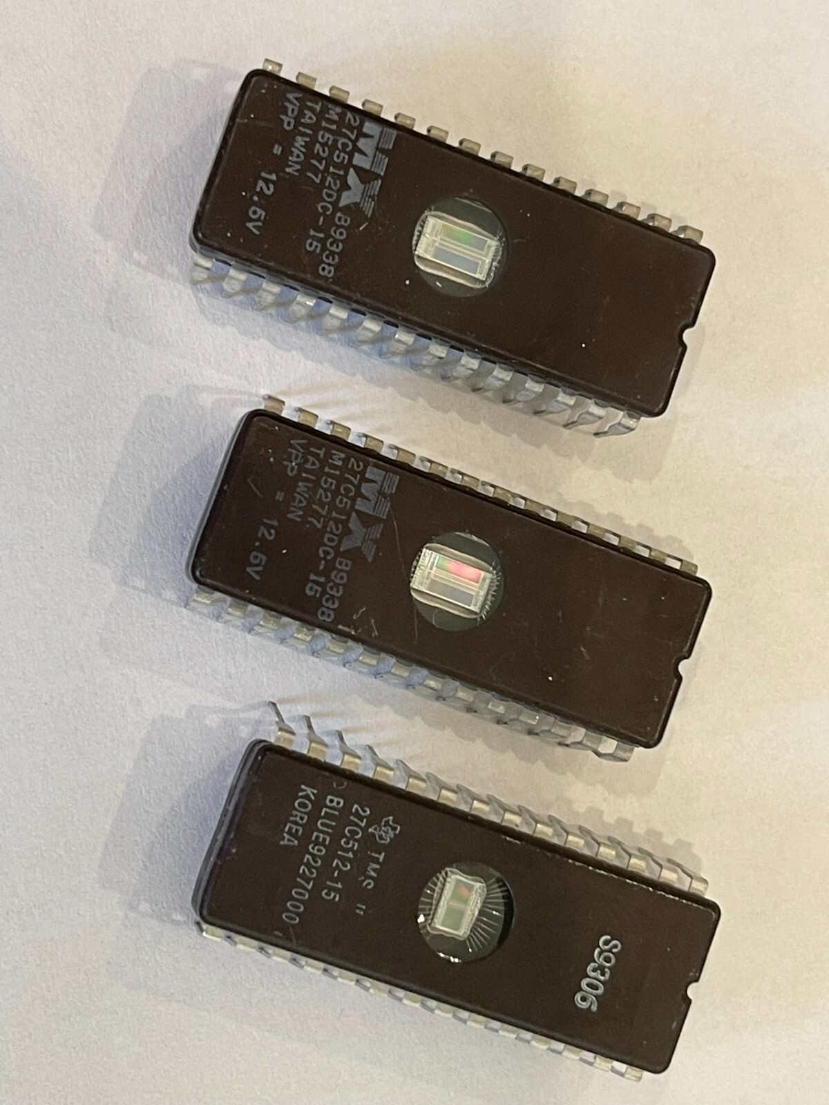 [3pcs] MX27C512DC-15 512Kbit UV EPROM DIP28CW USED