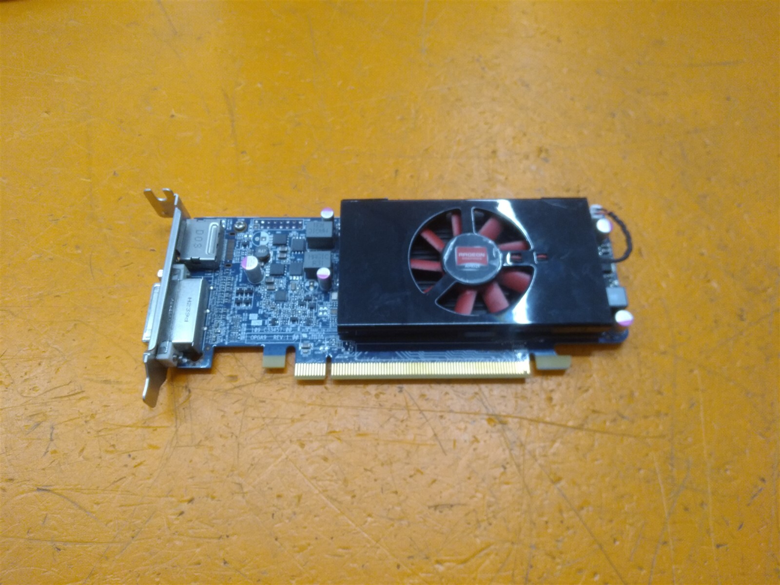 ⭐️⭐️⭐️⭐️⭐️ AMD Radeon 109-C33457-00 Video Graphics Card