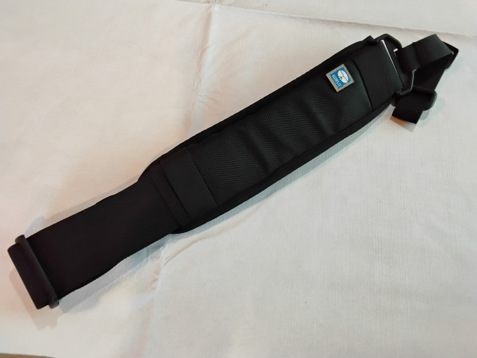 Sirui  Padded Universal Shoulder Strap, mint condition