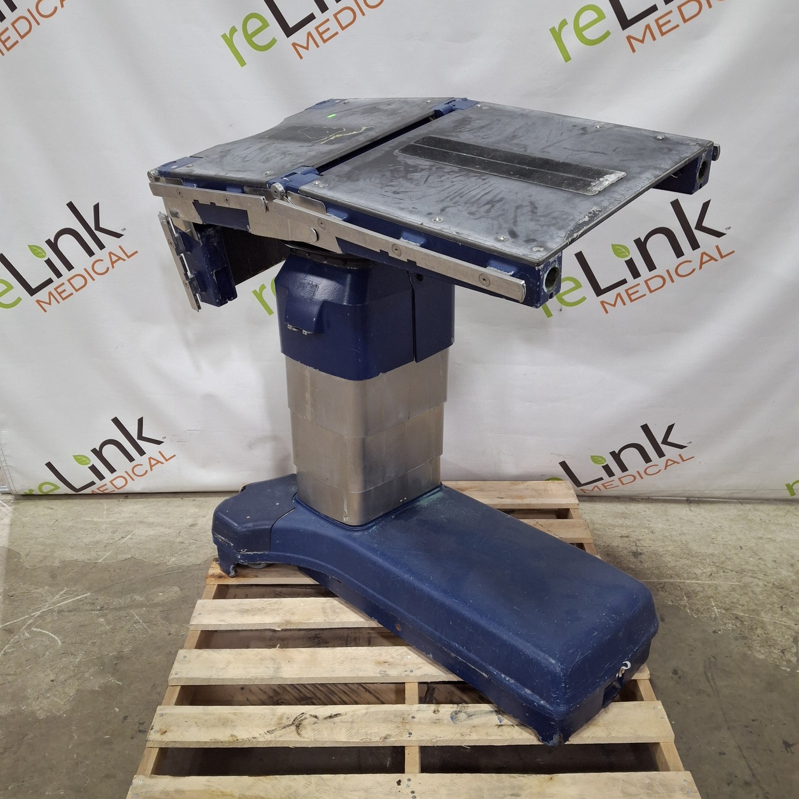 Maquet Alphastar Surgical Table