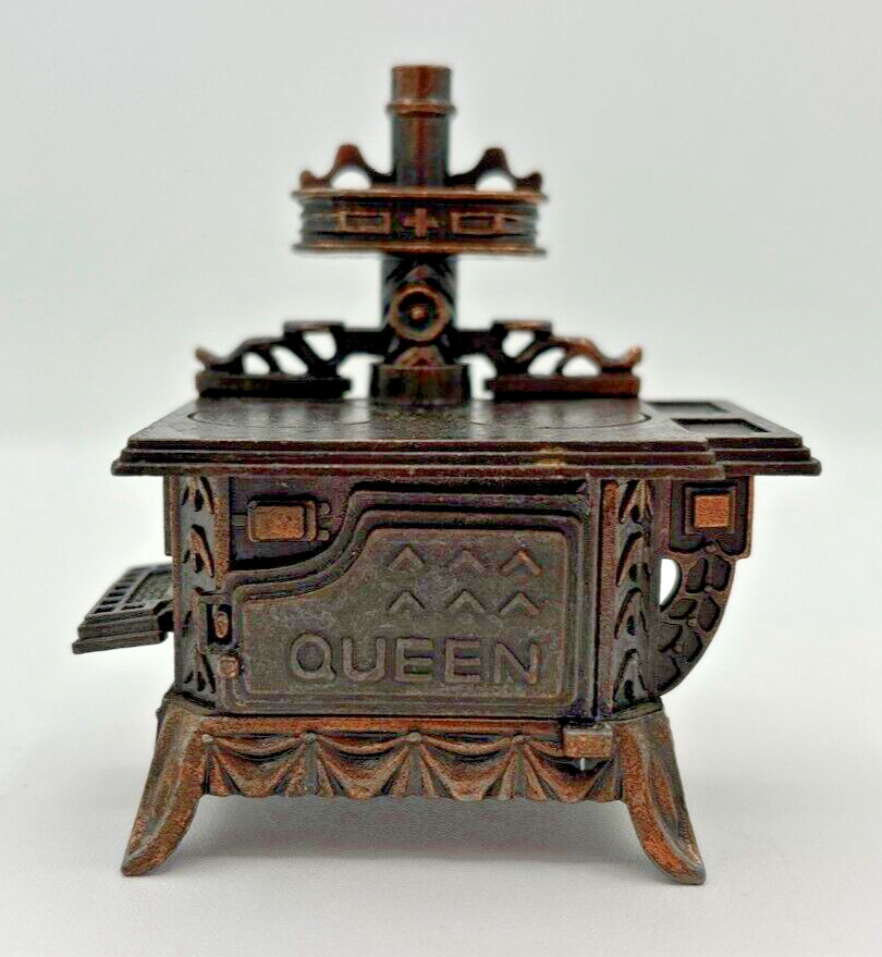 Die Cast Metal Pencil Sharpener Vintage Miniature Queen Antique Stove #8795 EUC