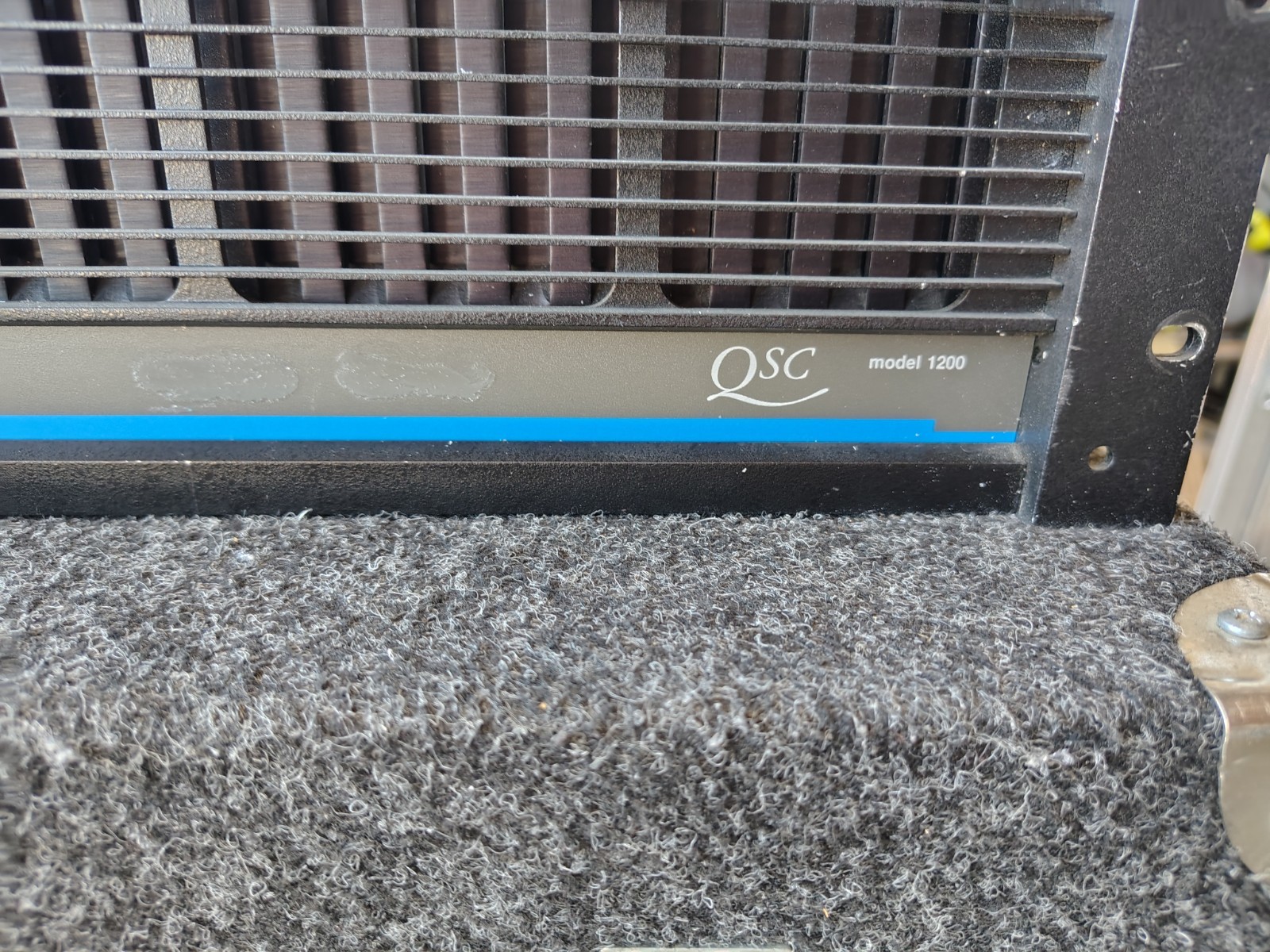 QSC Model 1200 2-Channel Power Amplifier