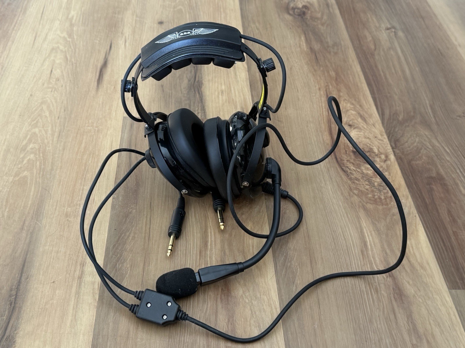 ASA AirClassics HS-1A Passive Aviation Headphones  Crystal-Clear Headset