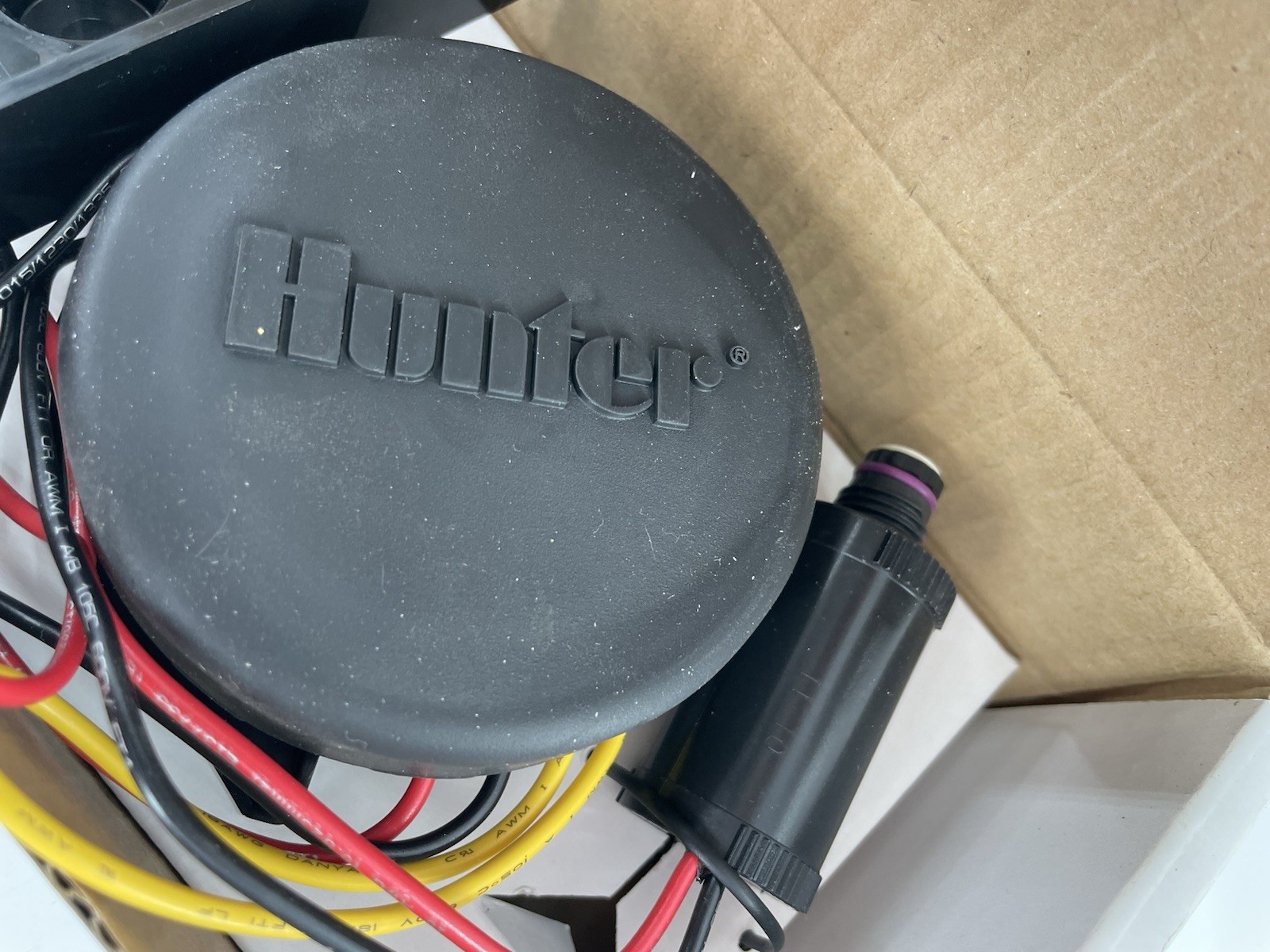 Hunter Single Station Battery Controller Timer SVC-100 DC Latching Solenoid
