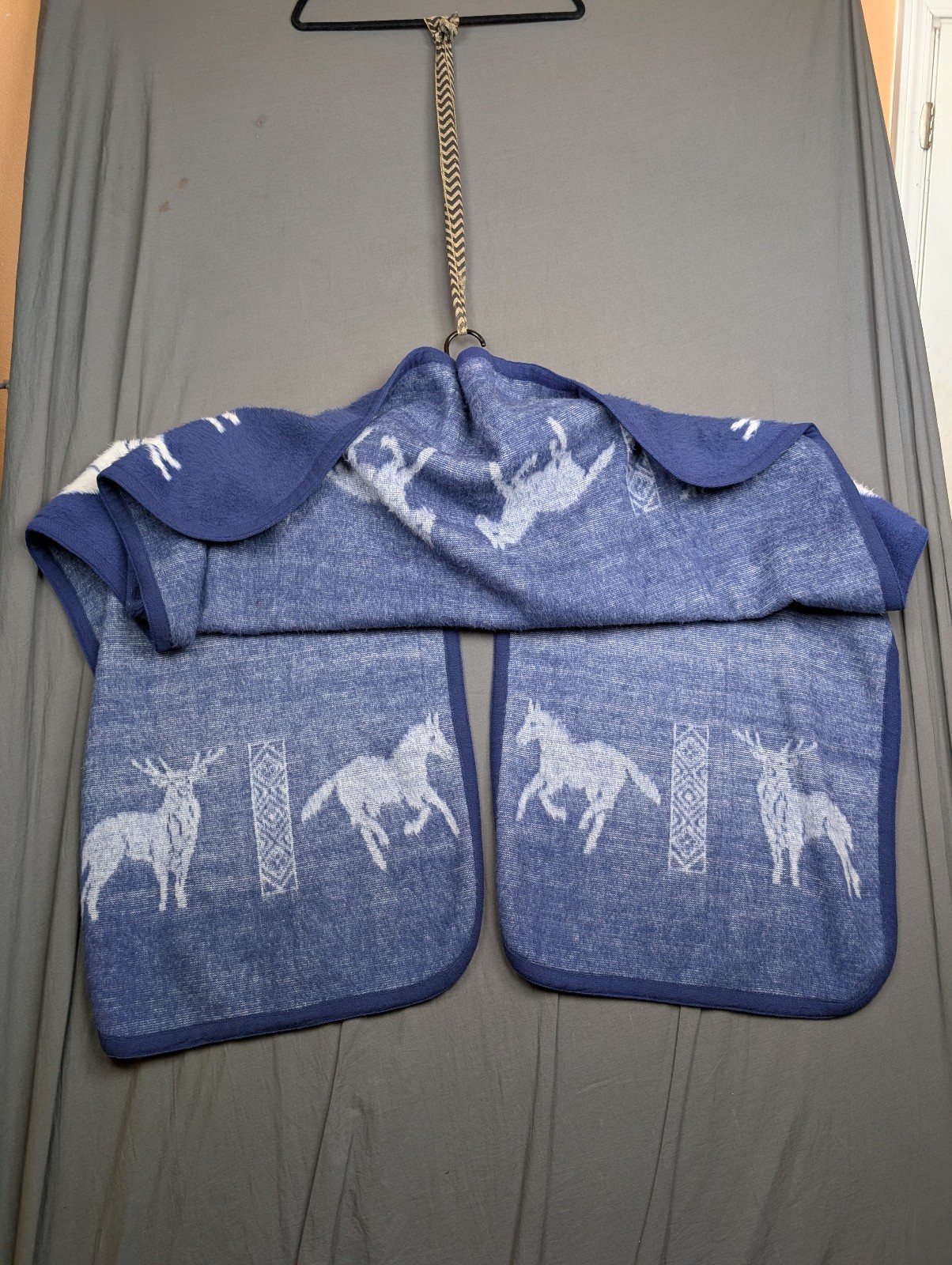 Mexican Gavan Wild Horse and Deer Design