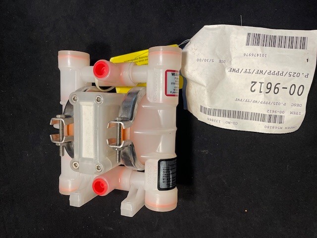 Weldon 1/4" plastic pump - NEW