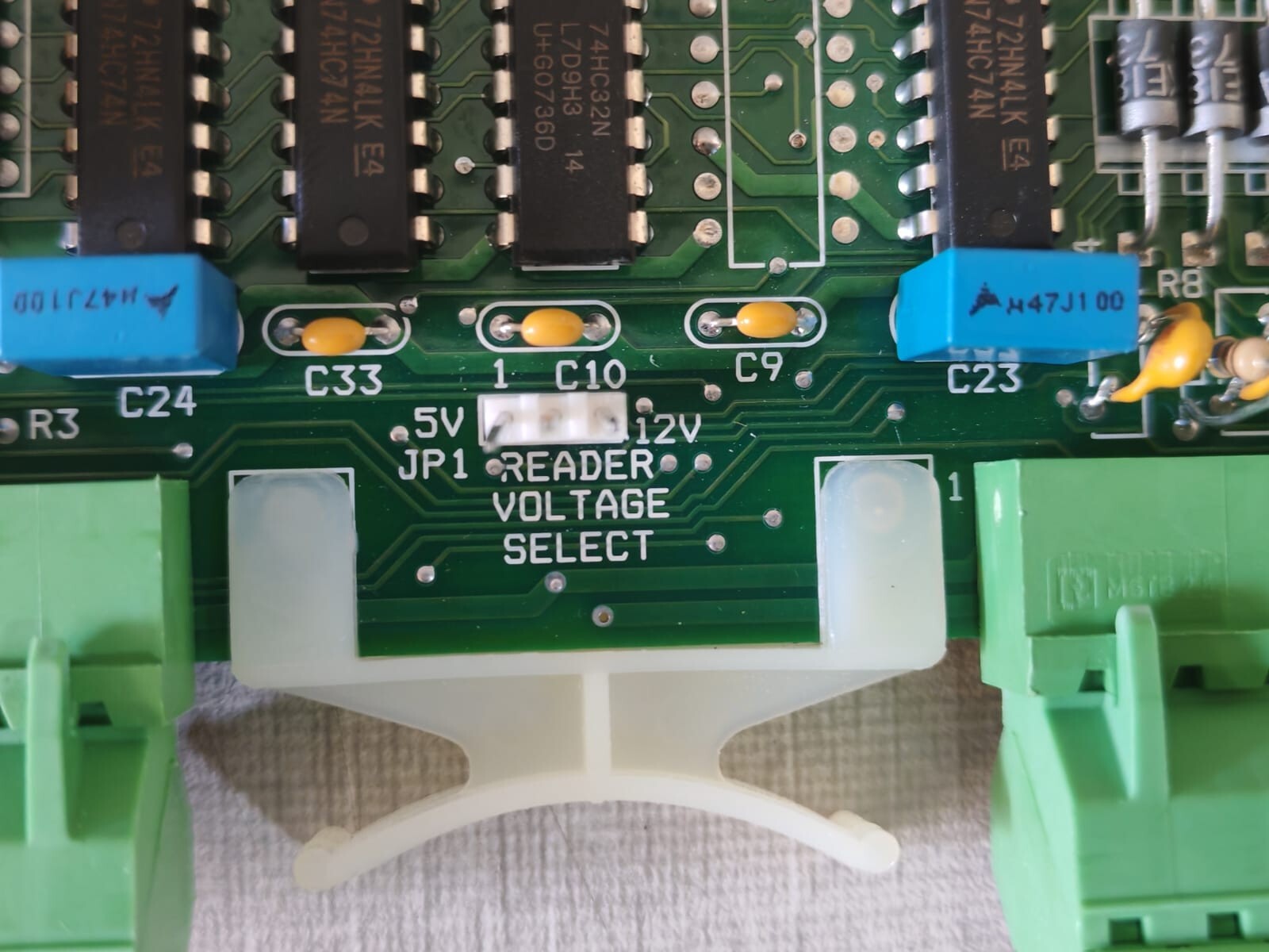 GE 2RP Reader Interface Unsupervised DI Board 110063001 - NEW W/ FILTHY BOX