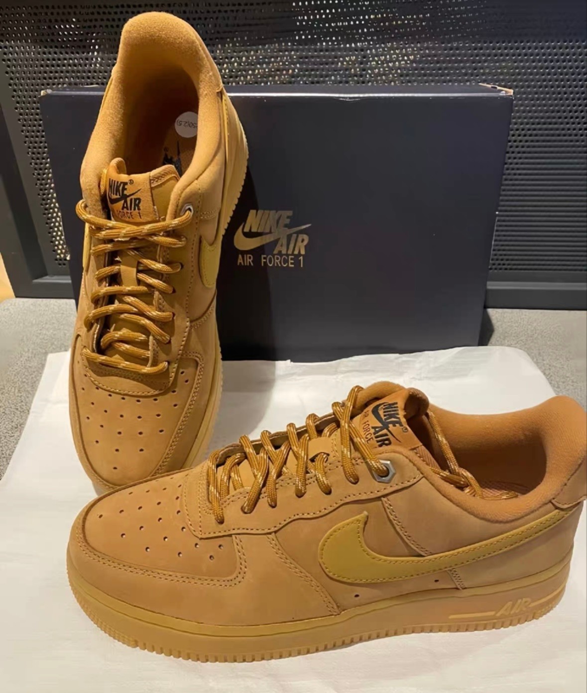 Nike Air Force 1 LV8 Low Men's Shoes - Wheat Suede, Retro Casual Sneakers