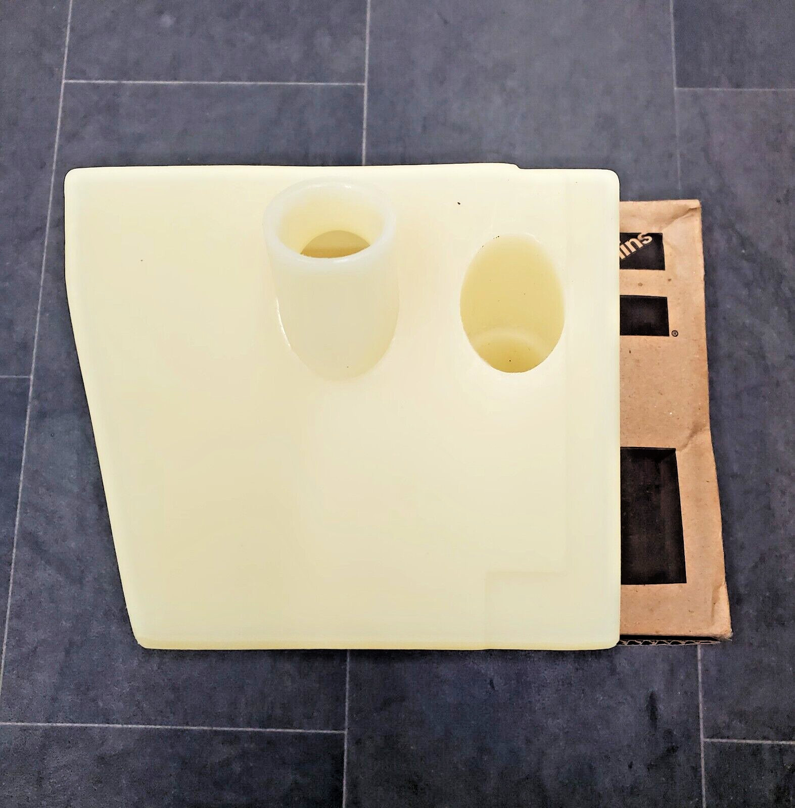A041E766 NEW OEM ONAN COOLANT TANK A041E766, A040V501, A028T845, A040V501