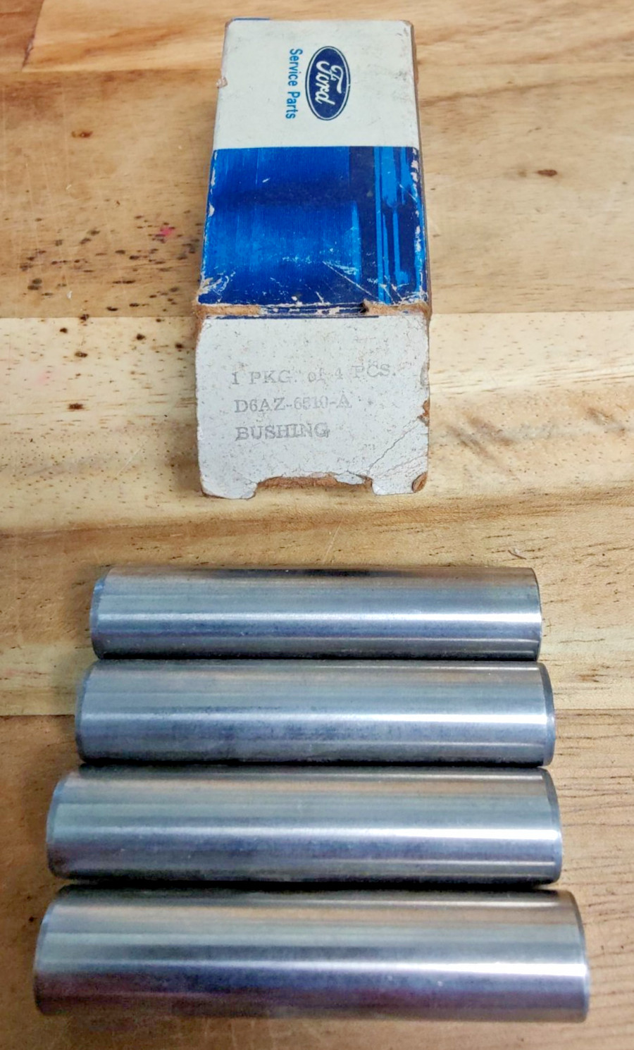 NOS OEM Ford Exhaust Valve Guide Set of 4 Ford D6AZ-6510-A
