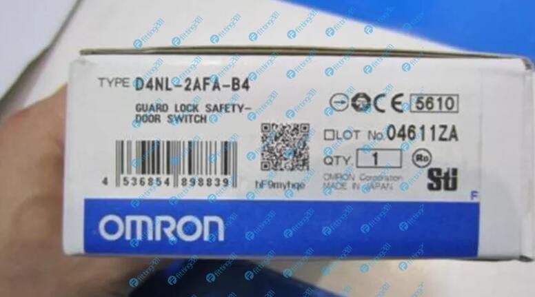 ONE New Omron D4NL-2AFA-B4 Guard Lock Safety Door Switch D4NL2AFAB4