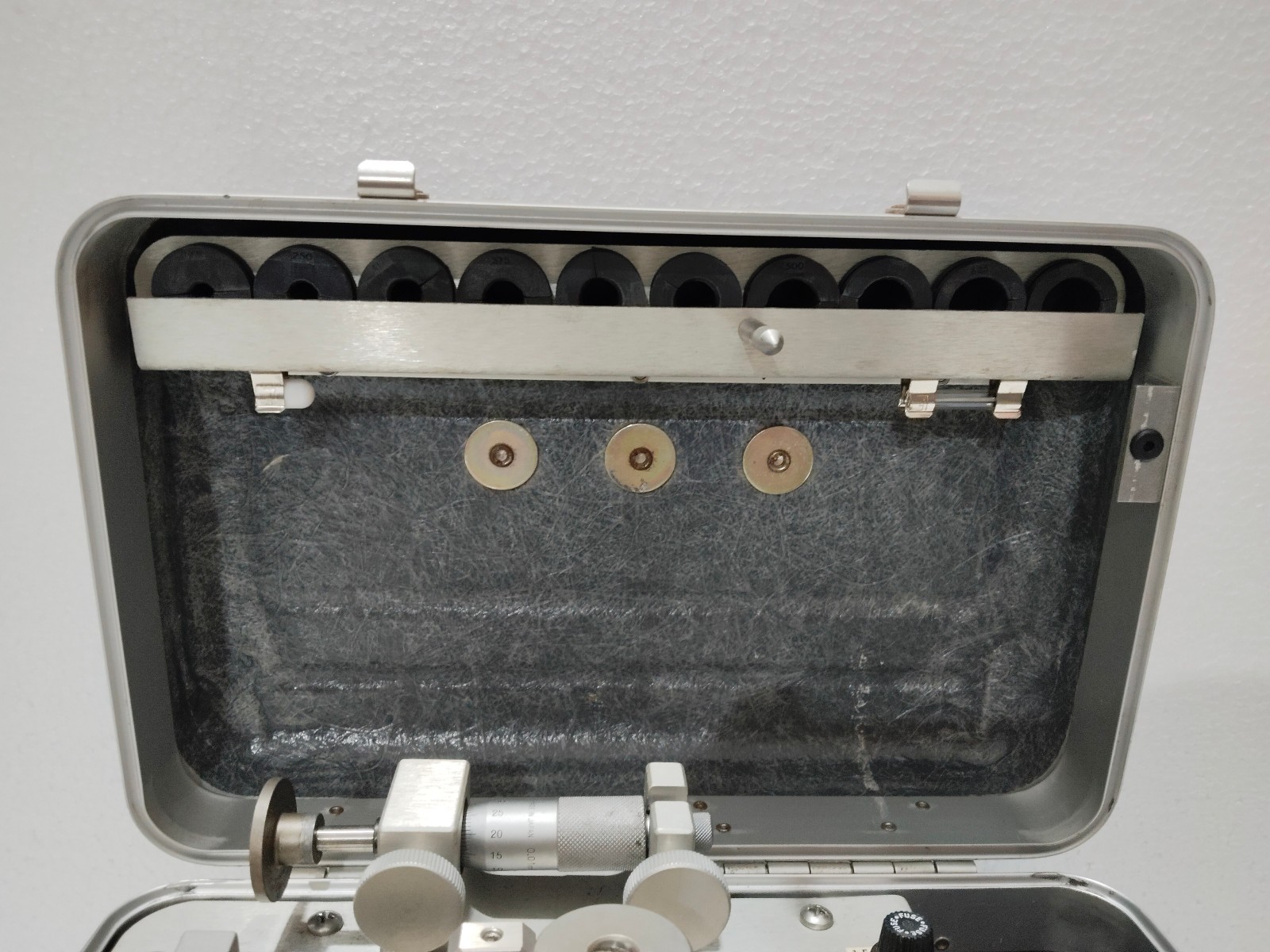 BENTLY NEVADA TK3-2E PORTABLE VIBRATION CALIBRATOR KIT MODEL:14700-02