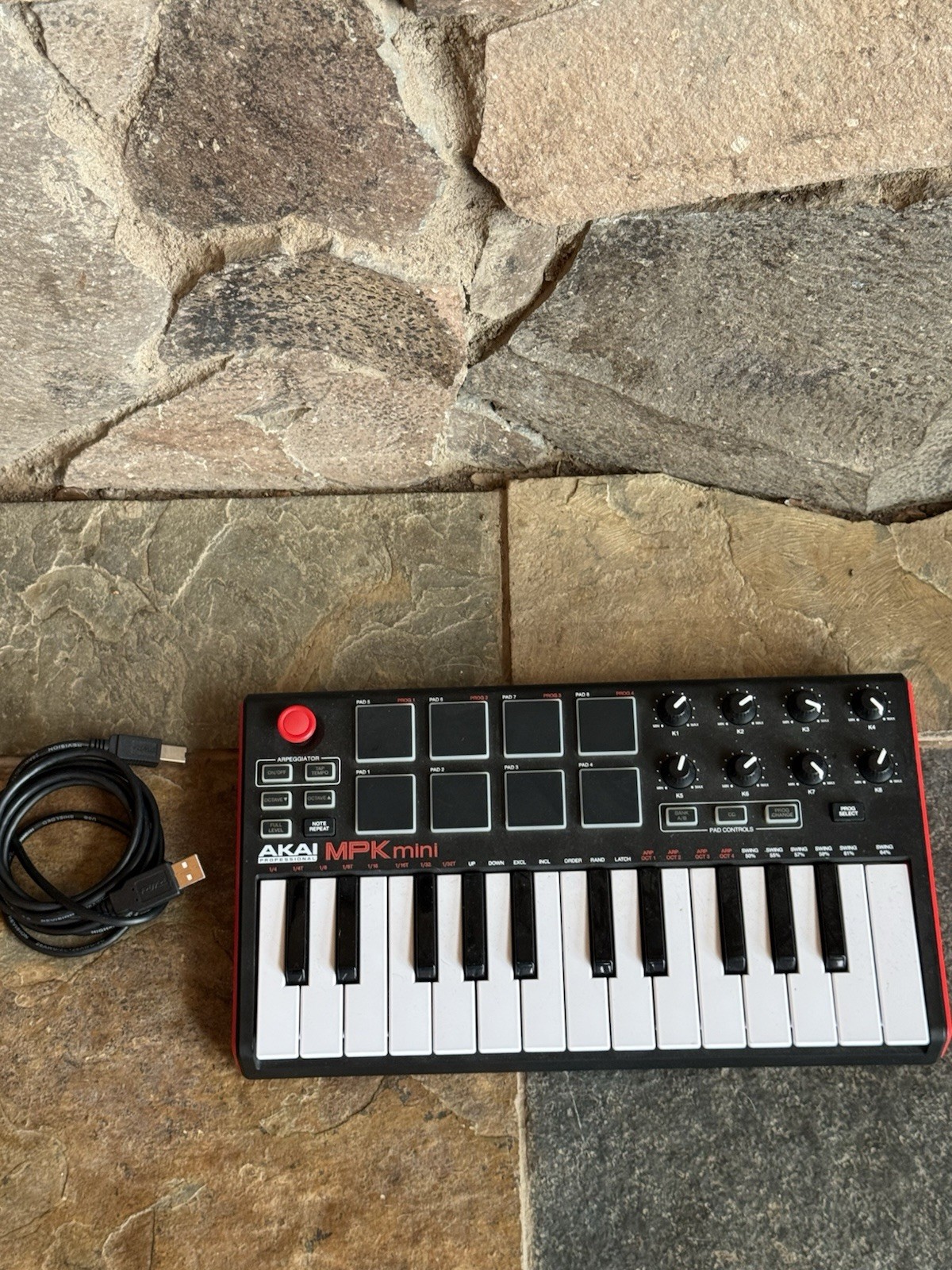 Akai MPK mini 25-Key MIDI Keyboard Controller w/ Pads, Knobs, Arpeggiator