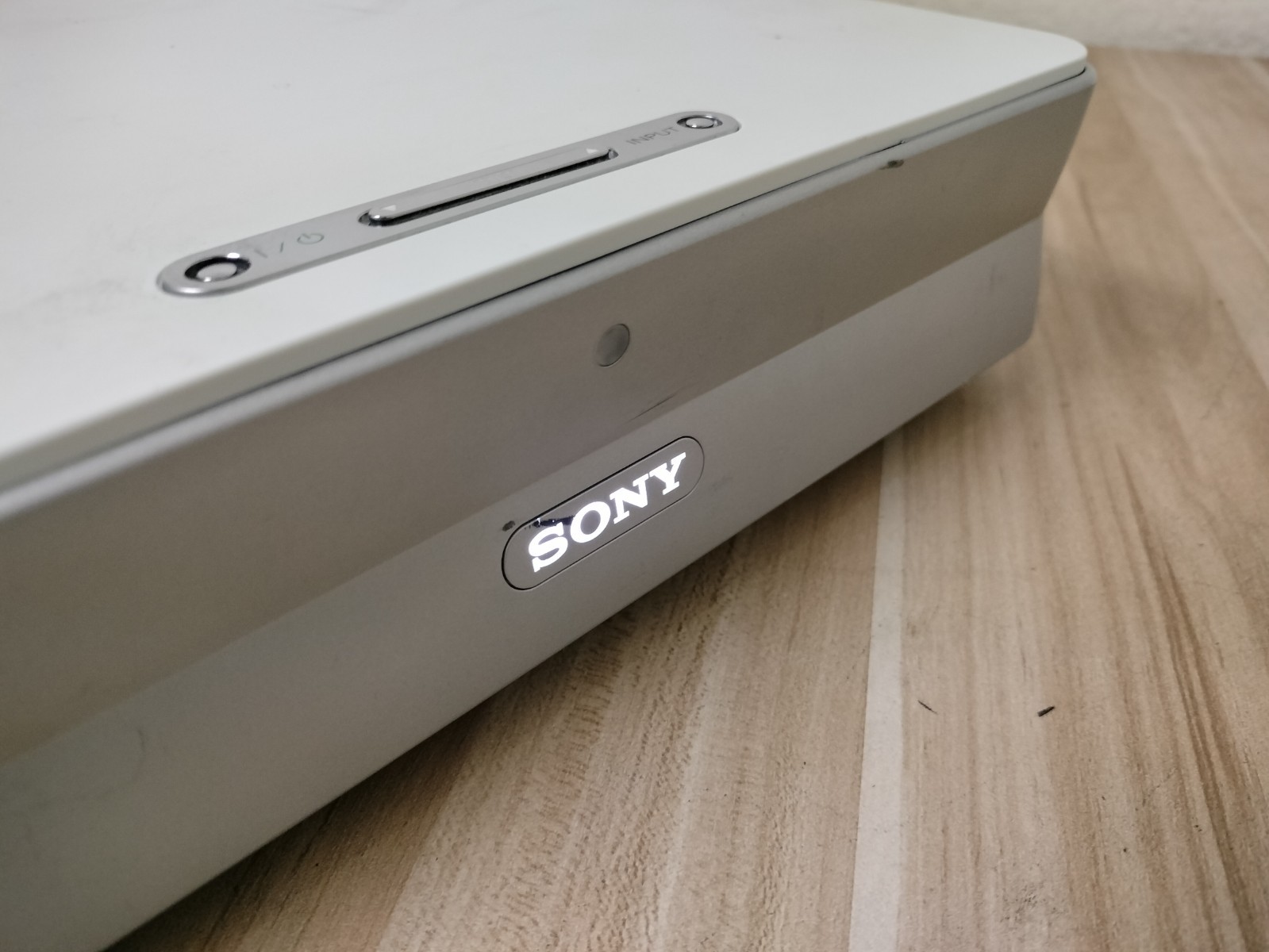 Sony VPL-EX1 LCD Projector - 301 LAMP HOURS