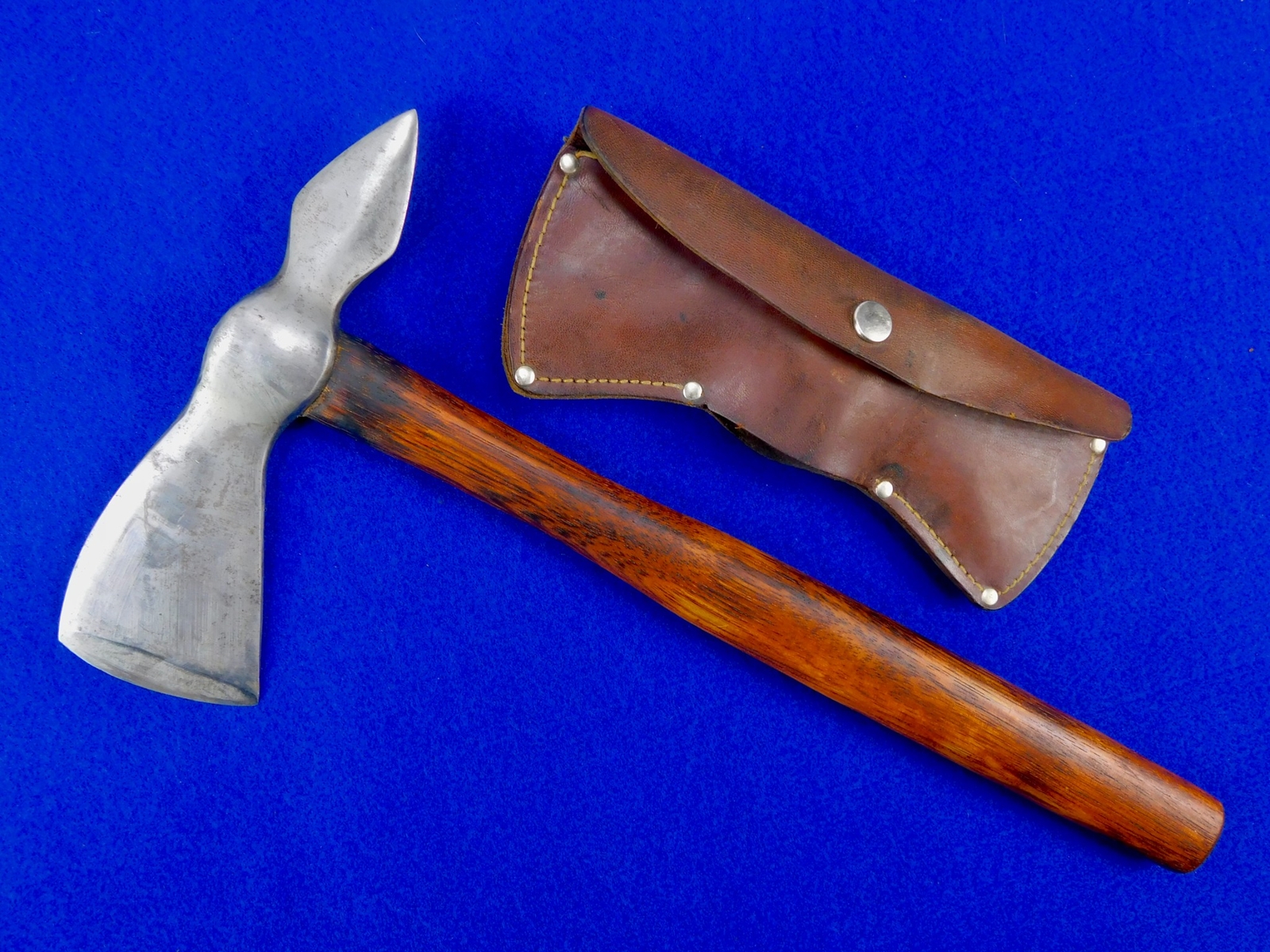 Rare US WW2 SHELDON WELLS Co. Kinzua PA. Tomahawk Hatchet Axe w/ Sheath
