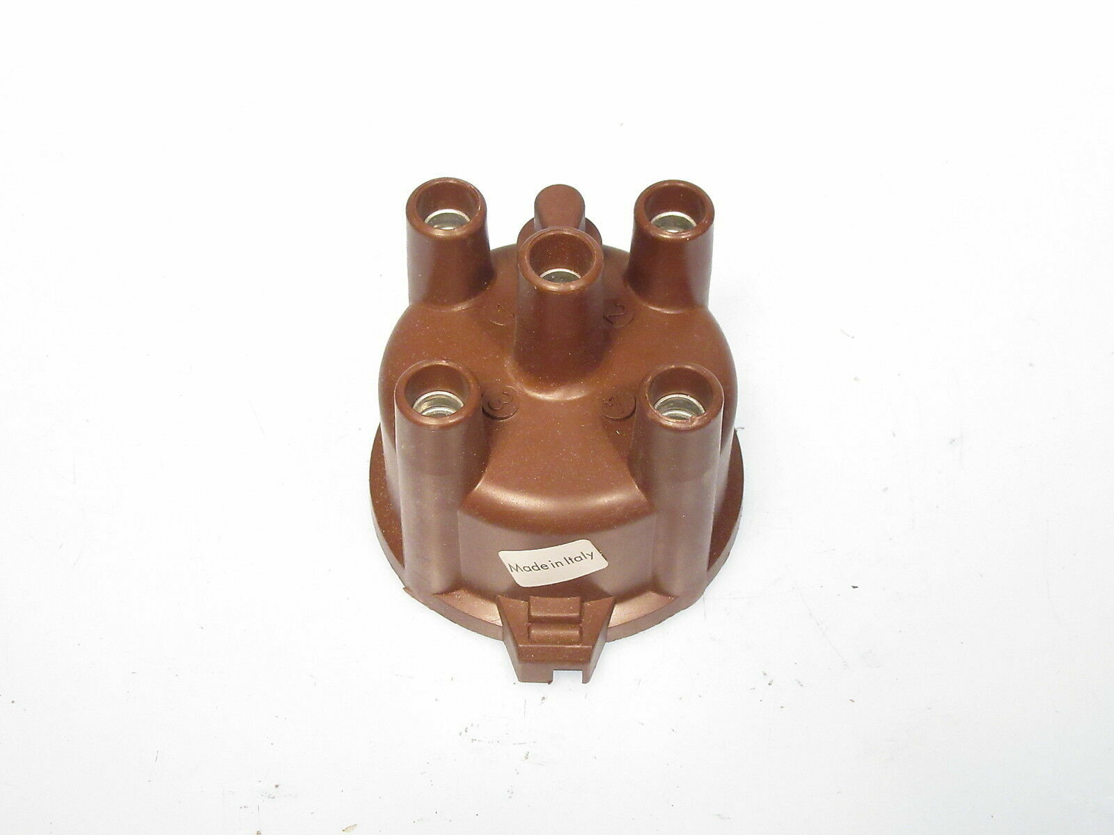 Distributor Cap Fits Isuzu Pickup & I-Mark   02-30002