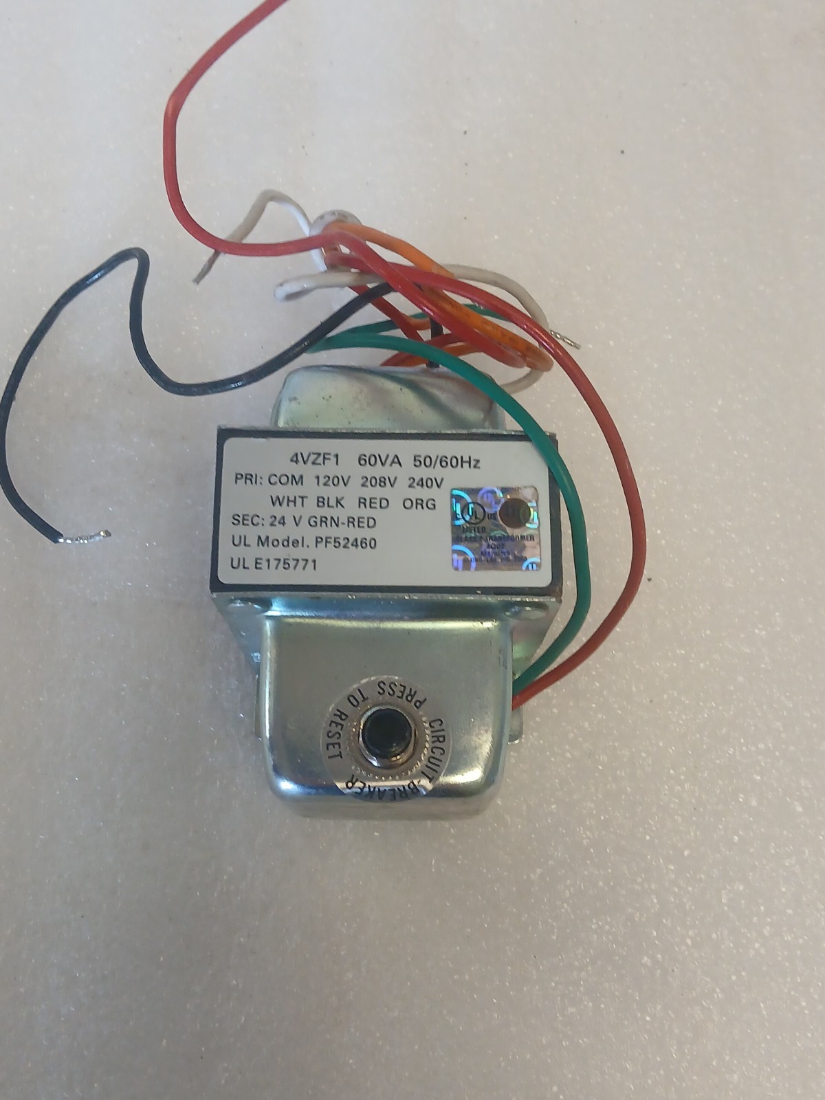 Dayton 4VZF1 CLASS 2 TEANSFORMER 60va Power Rating, 120V AC/208V Circuit Breaker