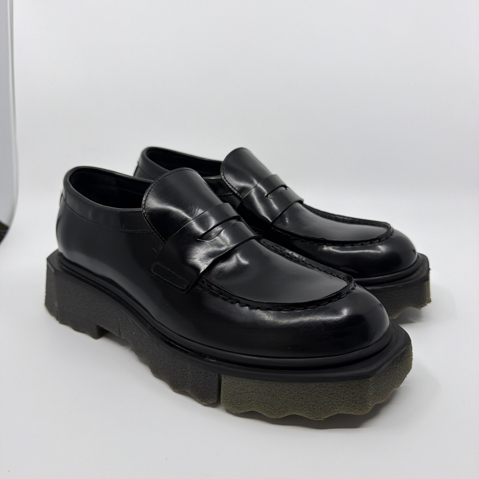 Off White Leather Loafers Size 40