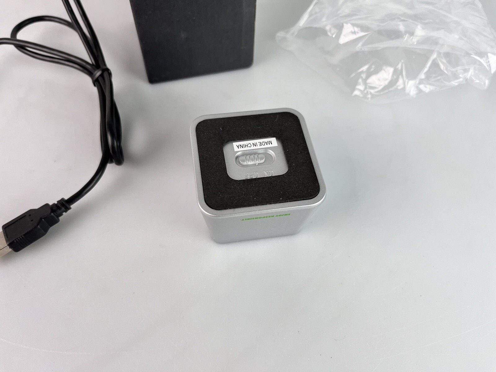 WorldSource Bluetooth Speaker 7199-33x02