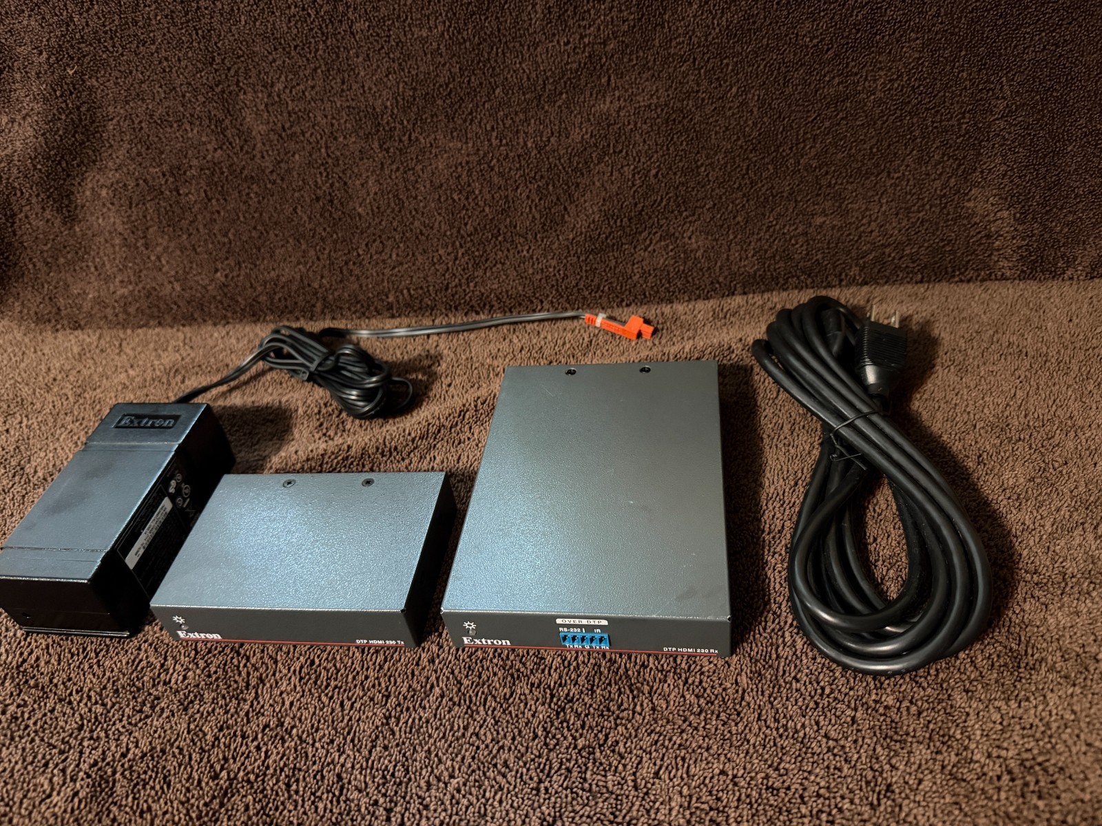 Extron DTP 230 HDMI TX/RX (Transmitter and Recever) Set with Power Supply. Used