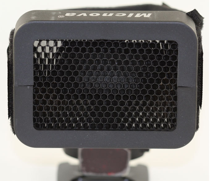 A&R Speedlight 1/4 Honeycomb Grid For Flash 580EX 600EX SB910 SB900 SB700 568EX
