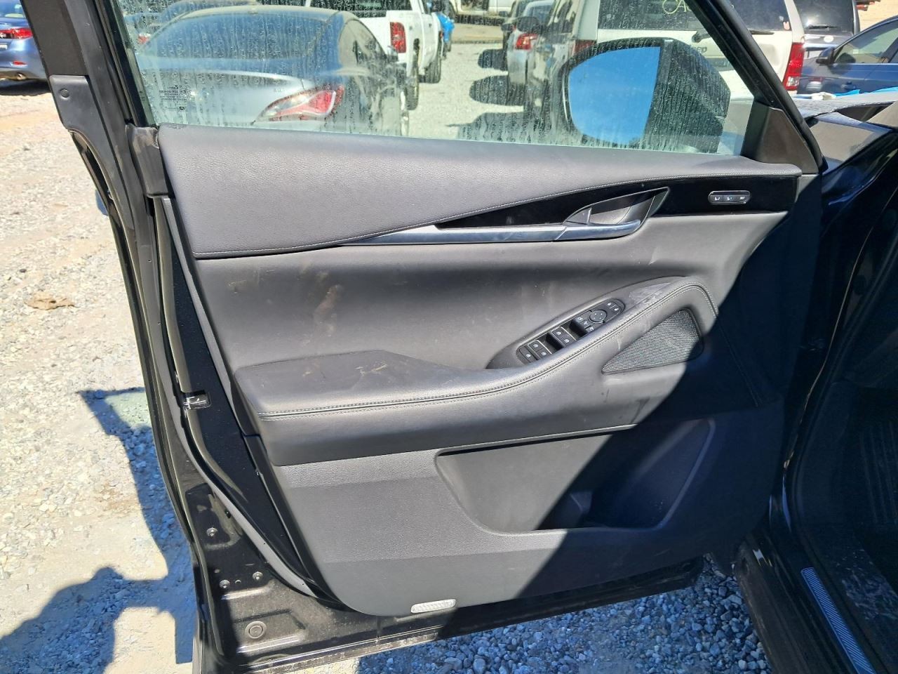 QX60 2023 Glove Box 4843420