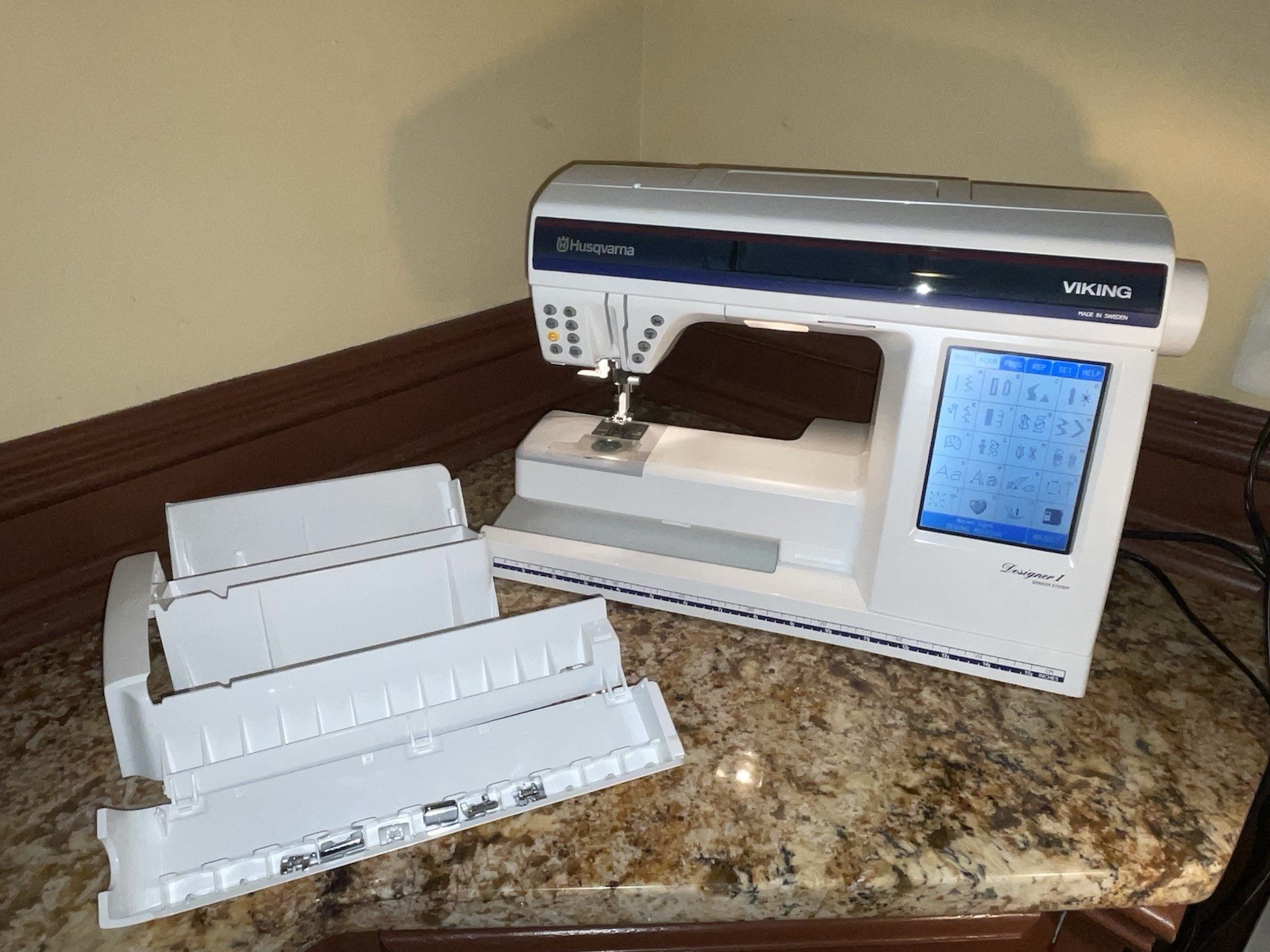 Husqvarna Viking Designer 1 Sewing Machine As Is For Parts Repair  , Please Read