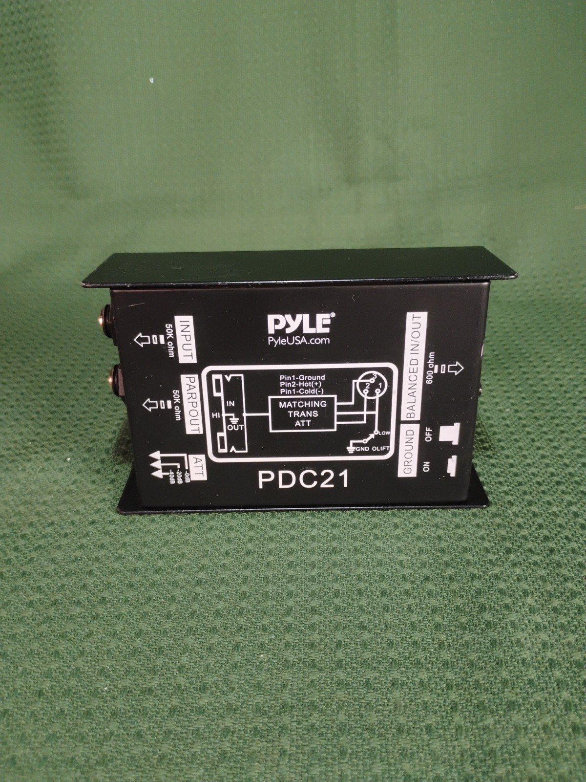 Pyle PDC21 Passive Analog Tabletop DI Box Balanced In/Out