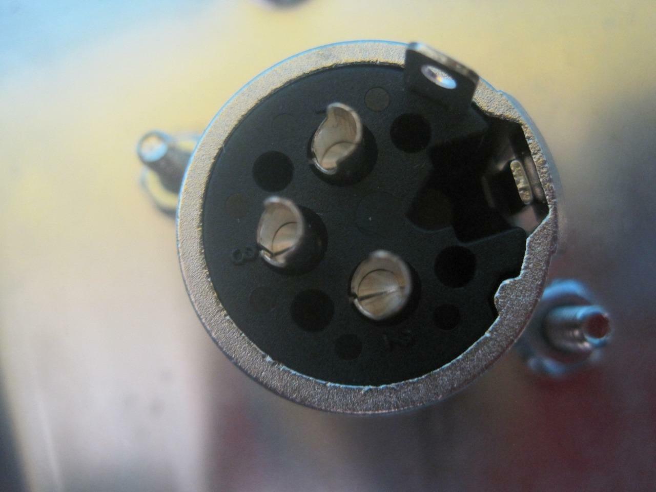 New Leviton 4 Port Stainless Steel Microphone Wall Plate w/Connectors