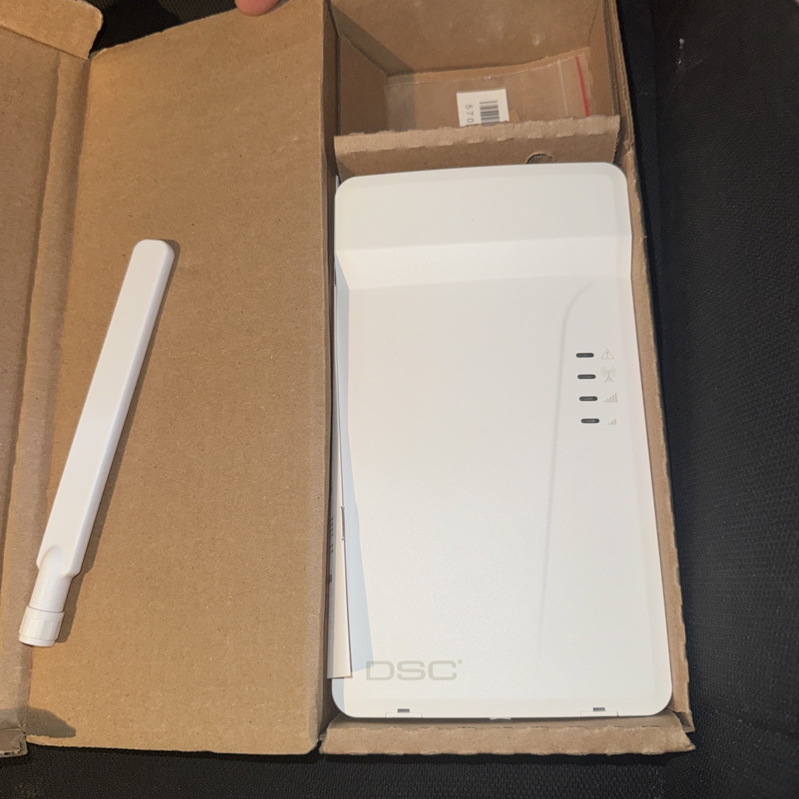 New DSC Universal Wireless Alarm Communicator AT&T LE4000-AT