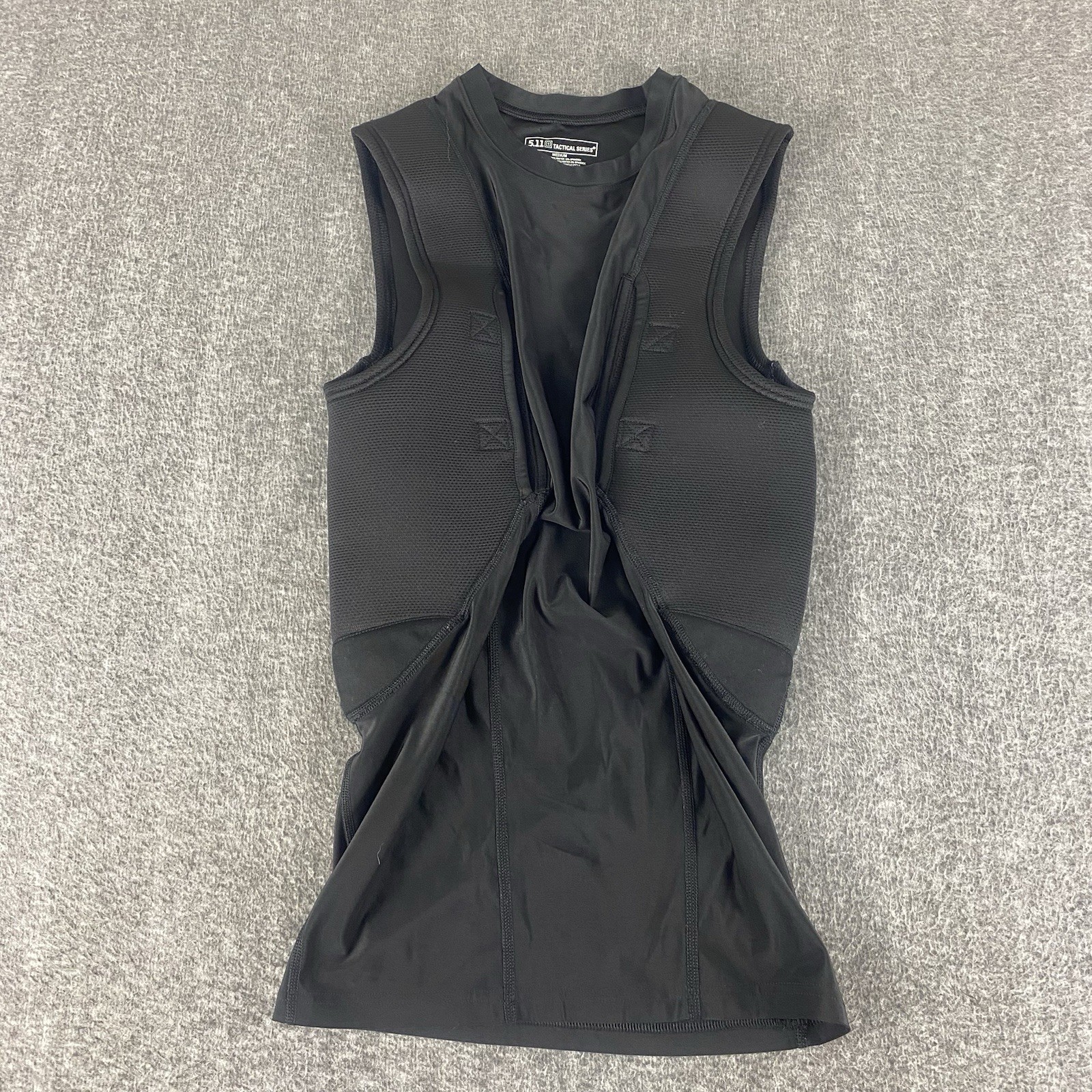 5.11 Tactical Compression Vest Shirt Medium Black Padded Training