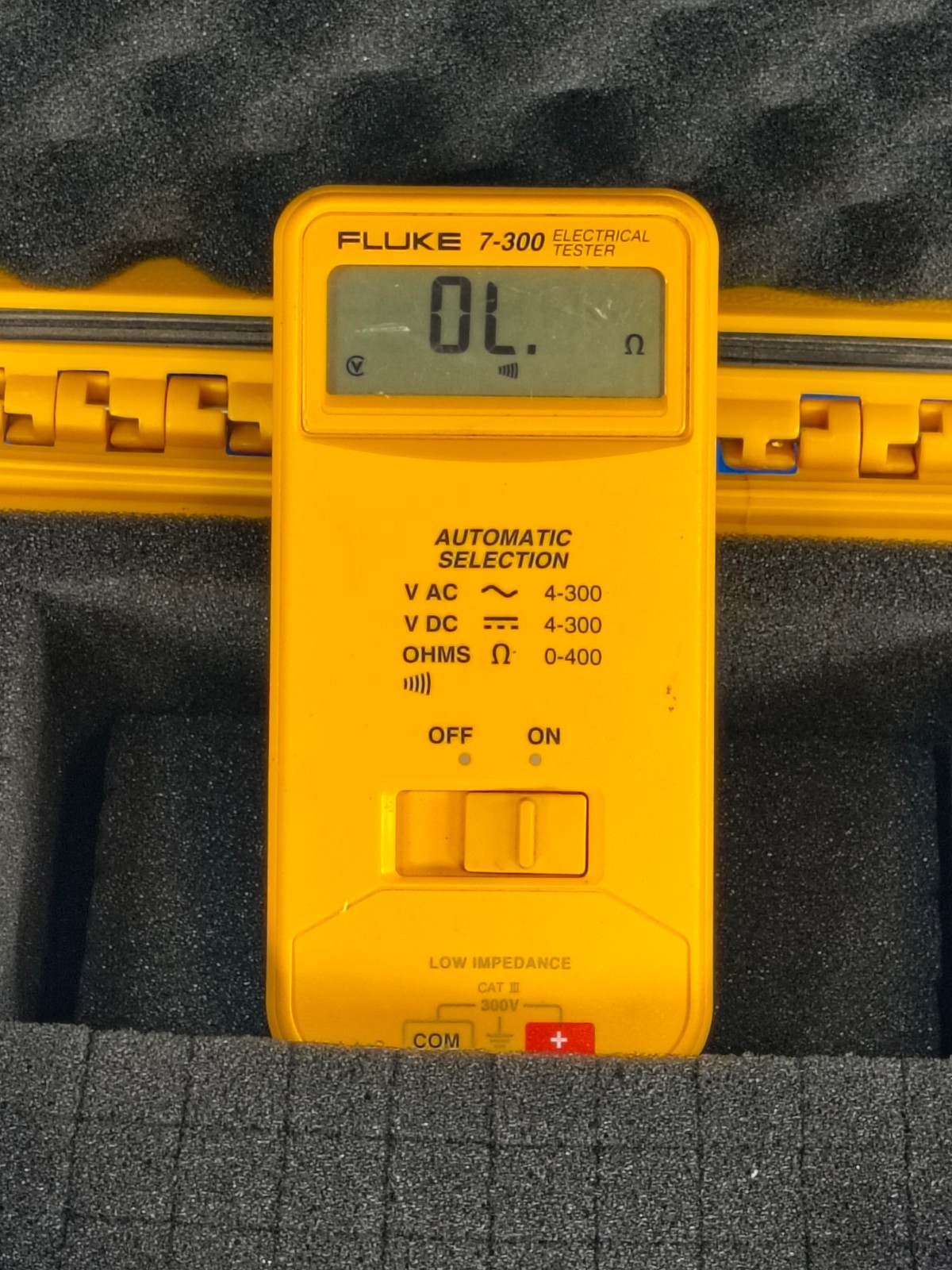 Fluke 7-300 Electrical Tester Multimeter Meter !