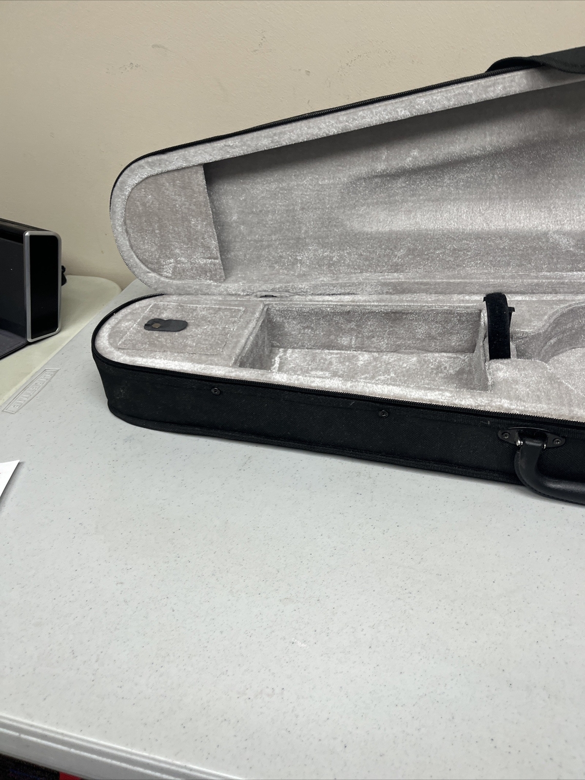 Kerrey Violin Student Black W/Case String Size 4/4